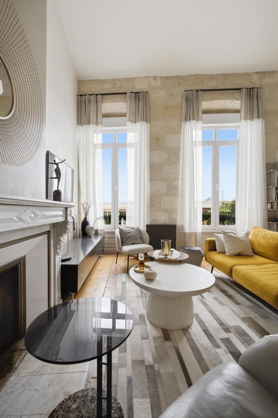 Living room, air conditioner