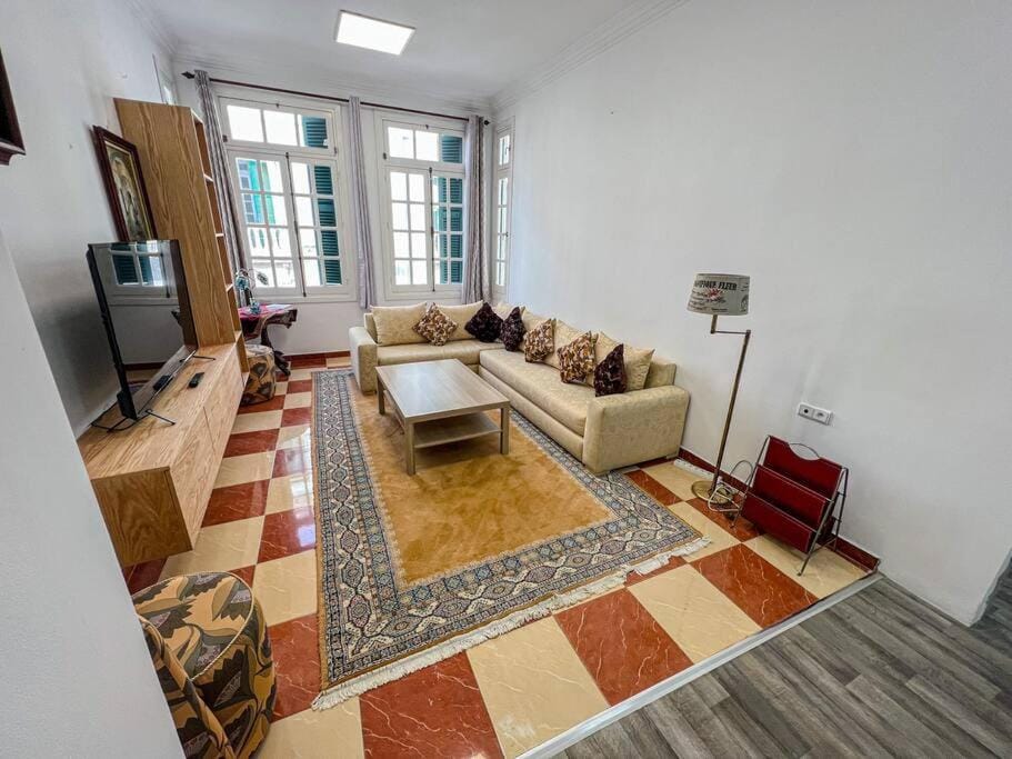 TV and multimedia, Living room, Seating area