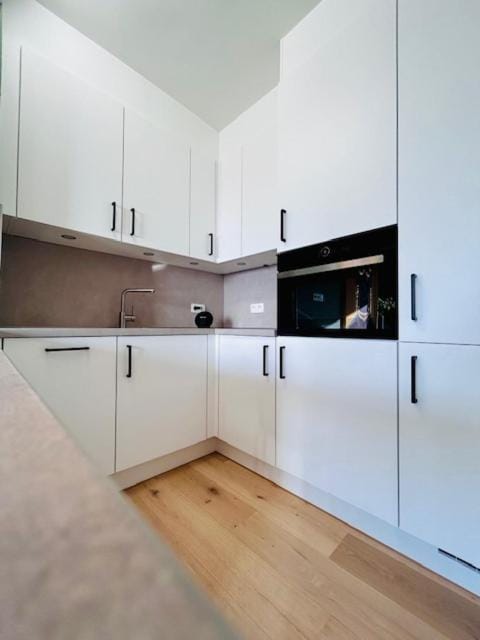 Kitchen or kitchenette, dishwasher, pet friendly, stove