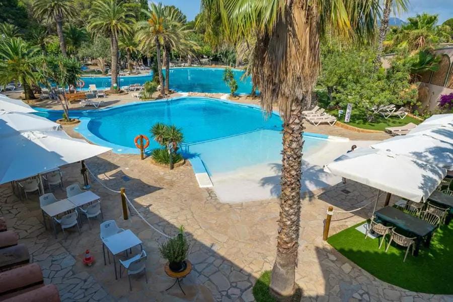 Camping La Torre del Sol - Maeva Vacansoleil Campground/ 
RV Resort in Baix Camp
