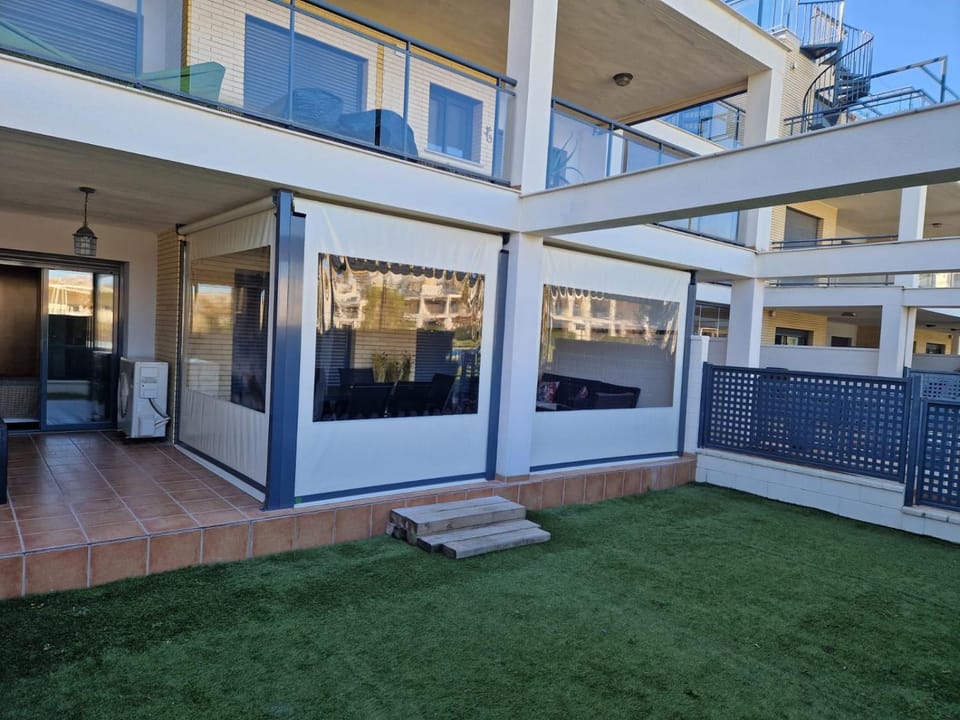 Garden, Balcony/Terrace