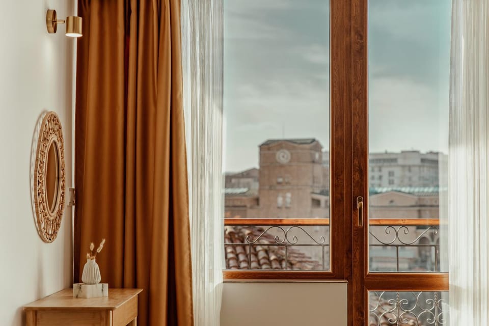 Balcony/Terrace, City view, Landmark view