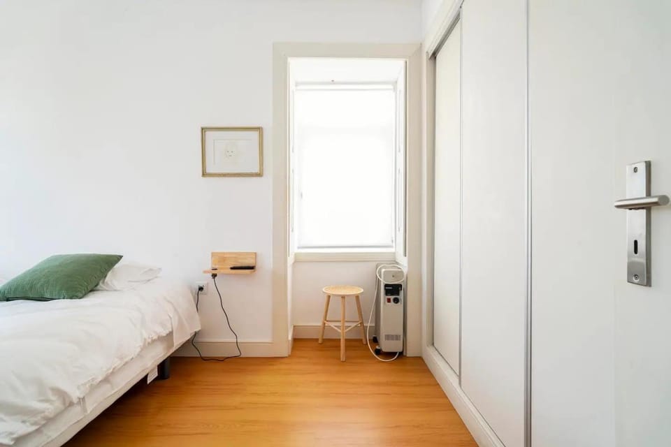 Bed, wardrobe