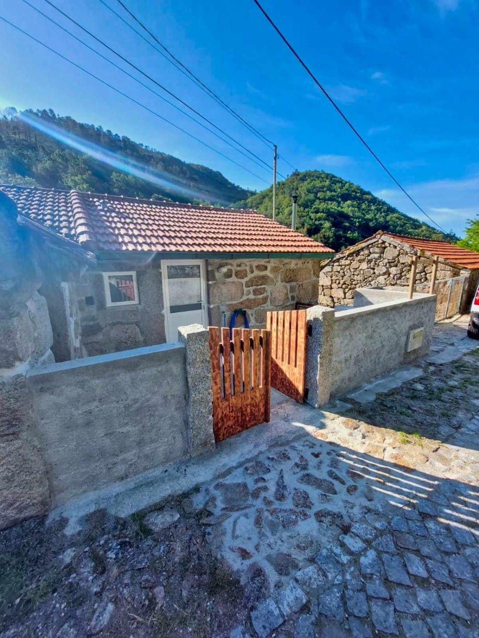 Casa Ti' Beites, no Santuário de Nossa Senhora da Peneda House in Viana do Castelo District, Portugal