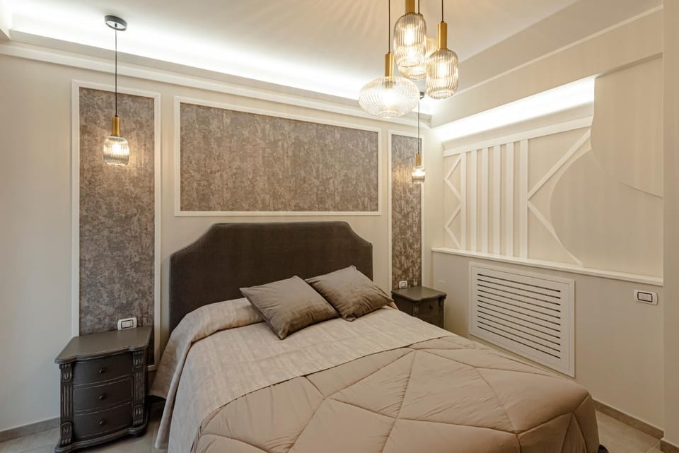 Bed, Photo of the whole room, Bedroom, internet