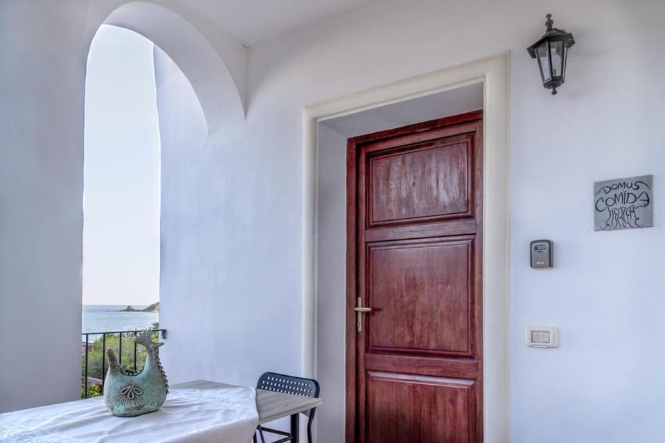 Dommu Comida - Vista Mare Apartment in Santa Maria Navarrese