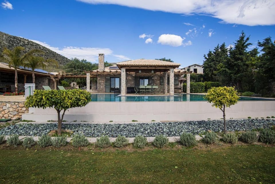 Βίλα Αοιδή Villa in Peloponnese, Western Greece and the Ionian