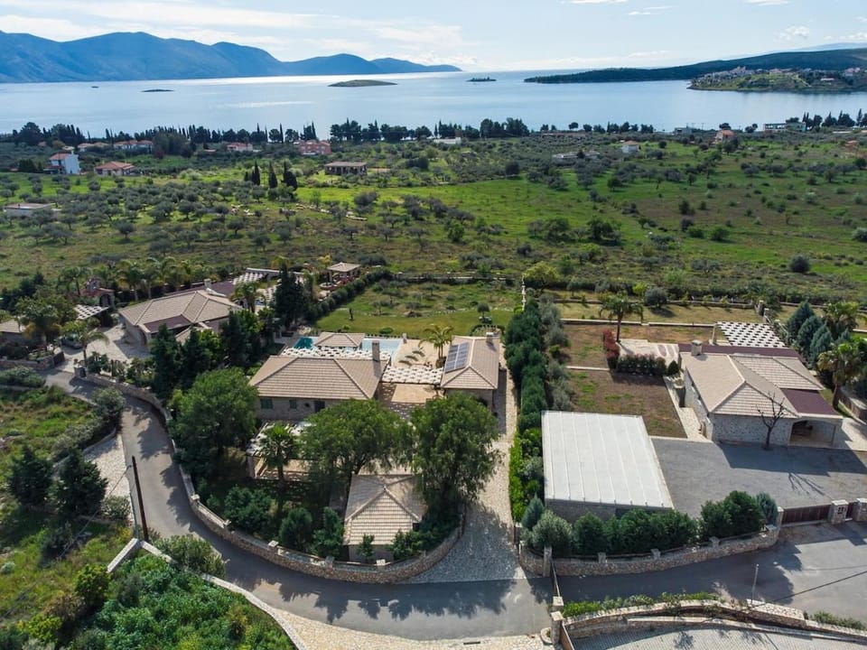 Βίλα Αοιδή Villa in Peloponnese, Western Greece and the Ionian