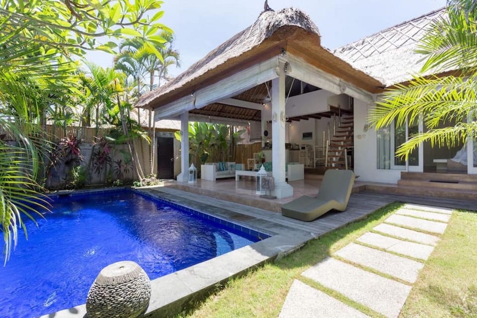 Balcony/Terrace, Living room, Swimming pool