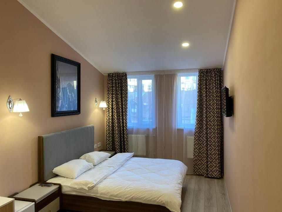 Bed, Photo of the whole room