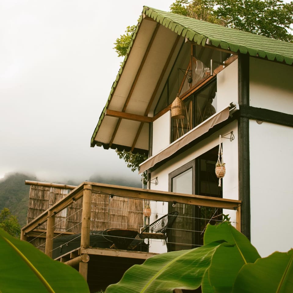 Natural landscape, View (from property/room), Balcony/Terrace