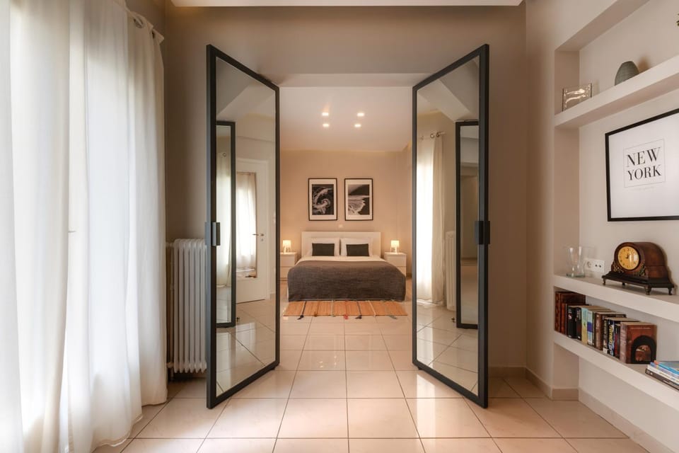 Modern Faliro Flat Apartment in Piraeus Regional Unit, Greece