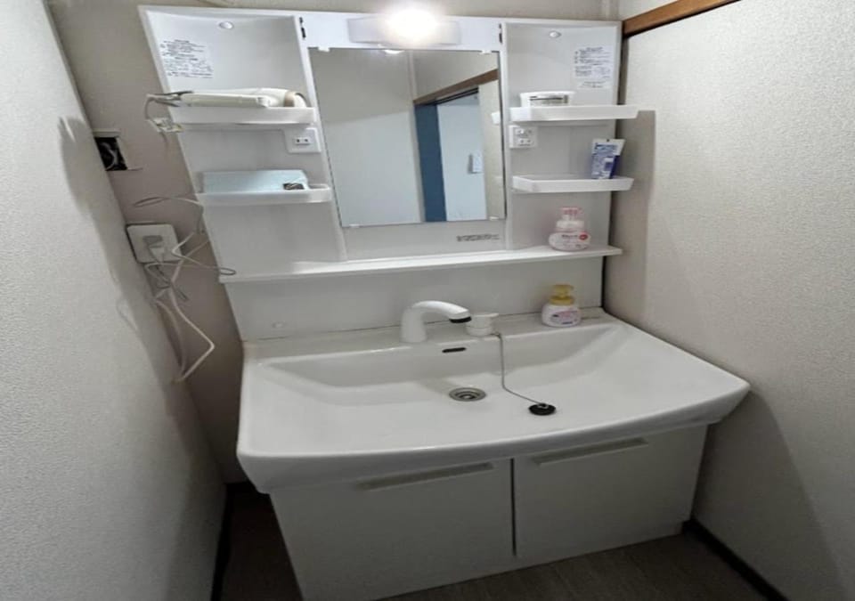 Ota Apartment - Vacation STAY 16061 Bed and Breakfast in Sapporo