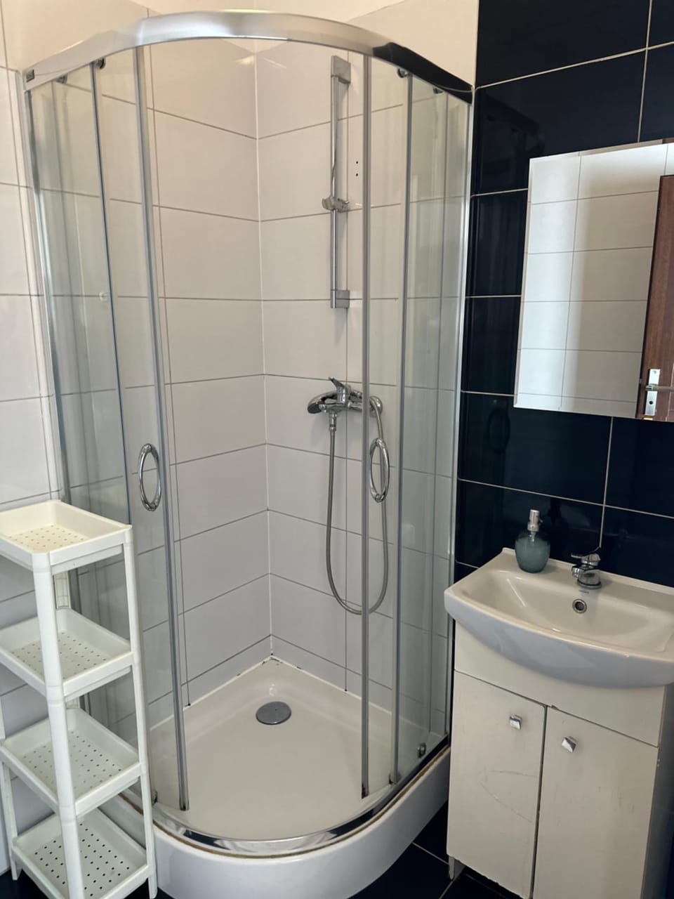 NOCLEGI Kolonia Wokulskiego 4 Bed and Breakfast in Lower Silesian Voivodeship