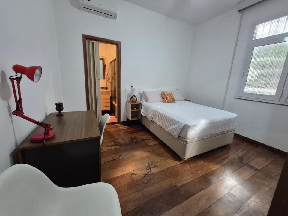 Aconchego a 3 quadras da praia Leblon Apartment in Rio de Janeiro