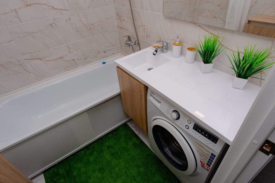 Bathroom, Bath, washing machine