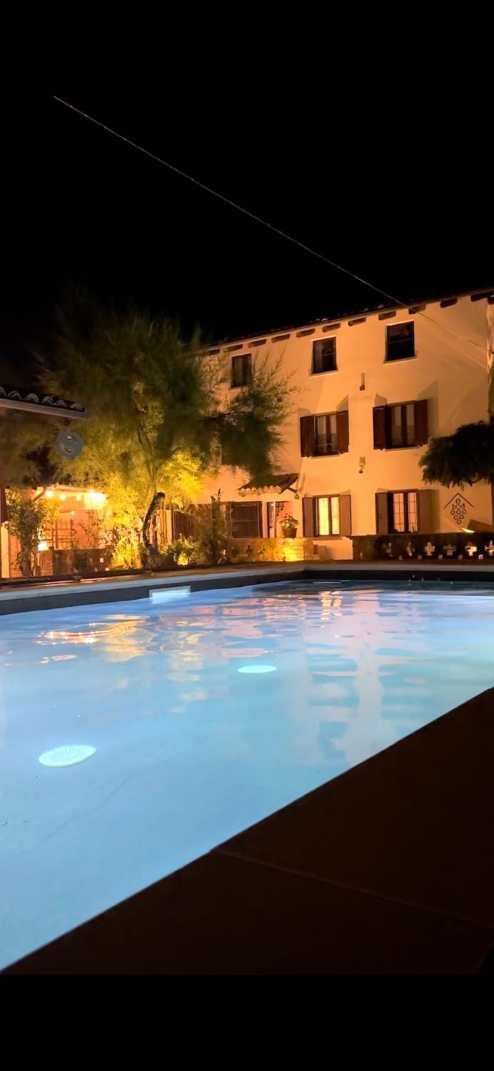 Property building, Night, Pool view, Swimming pool, sunbed