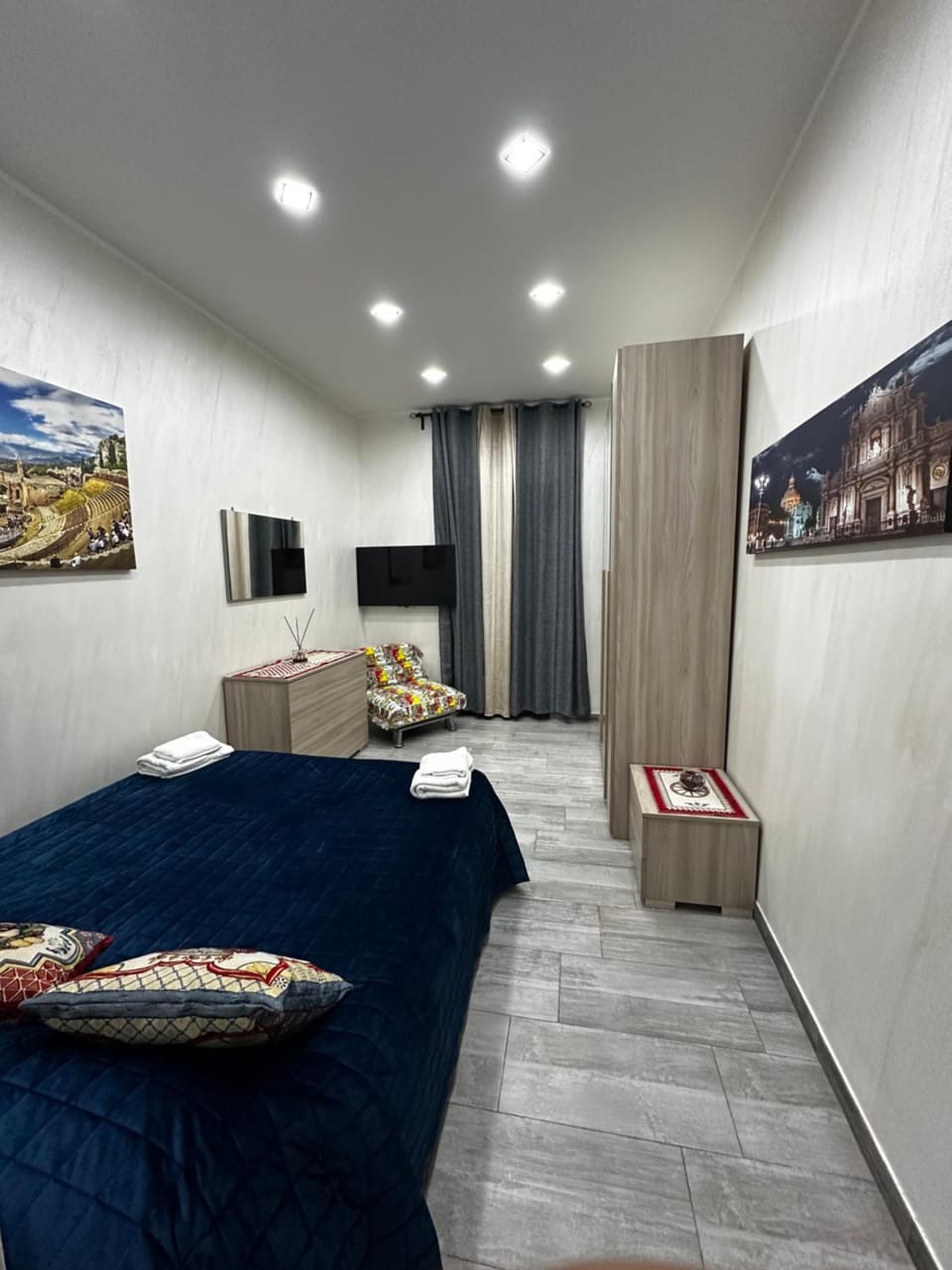 Mary House Apartments House in Catania
