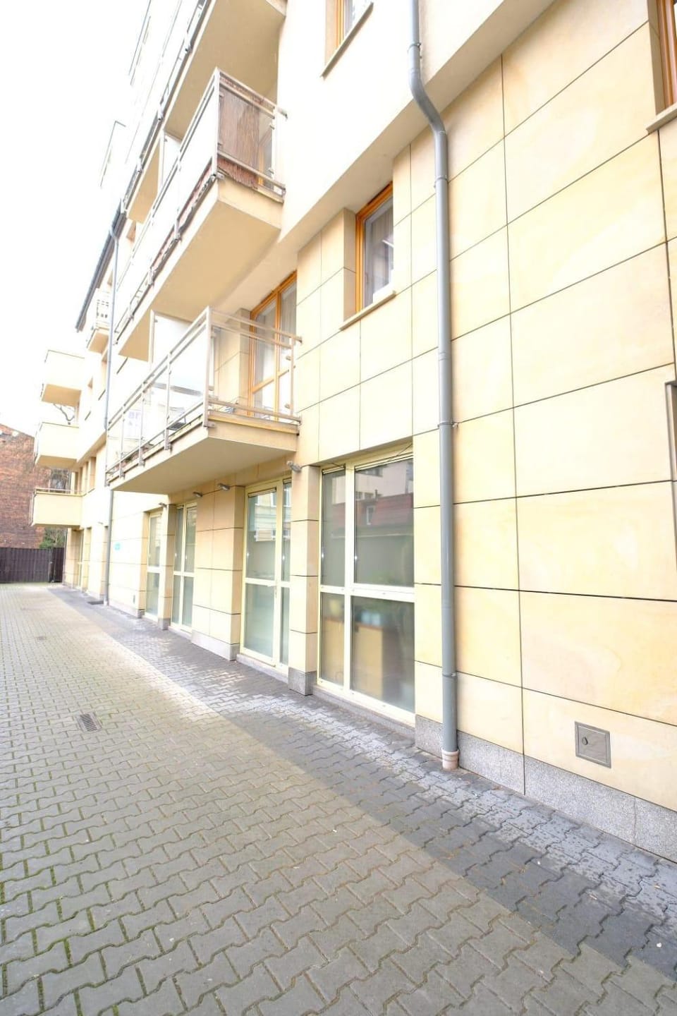 Property building, Day