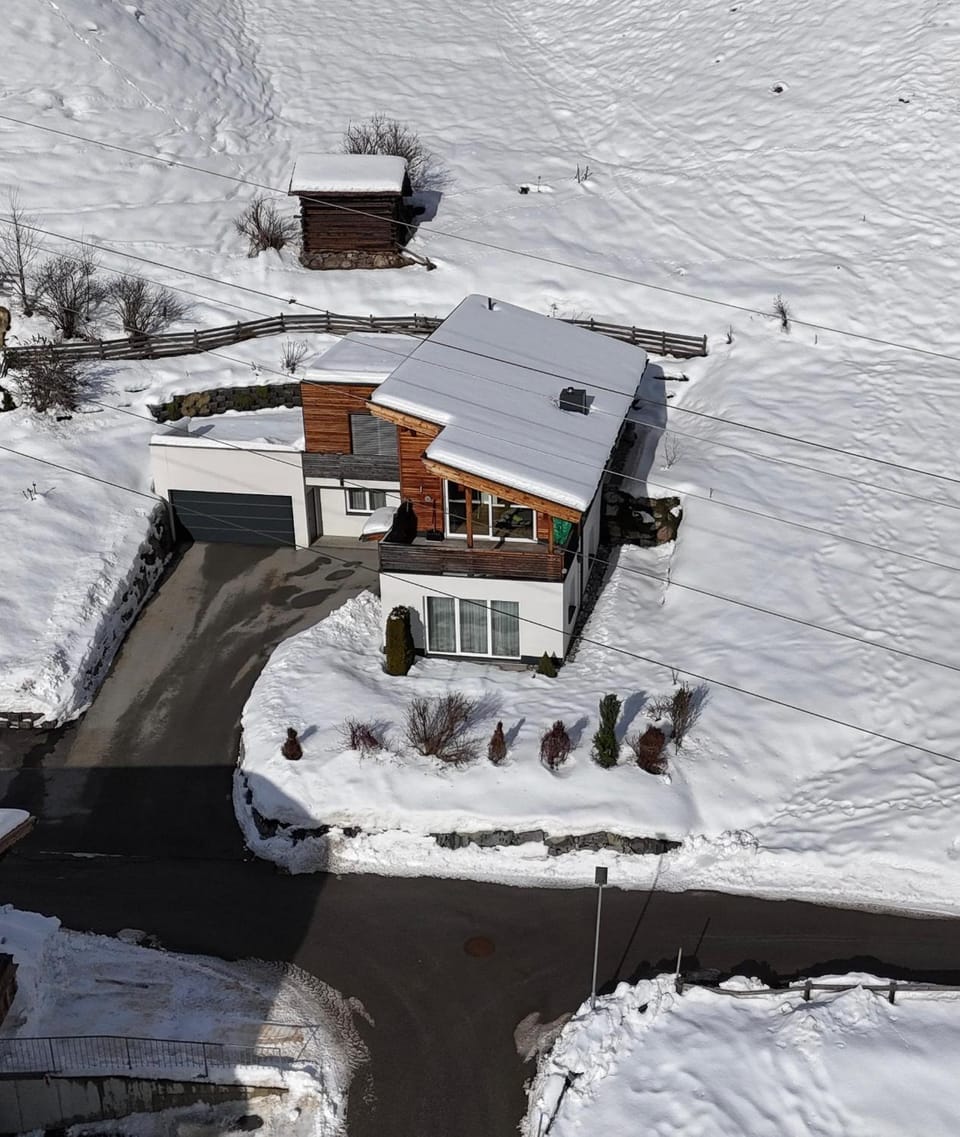 Property building, Bird's eye view, Winter