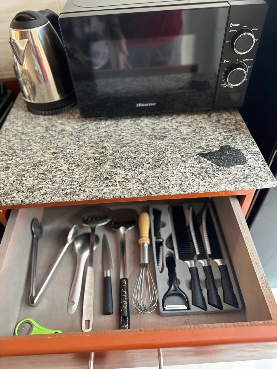 Kitchen or kitchenette