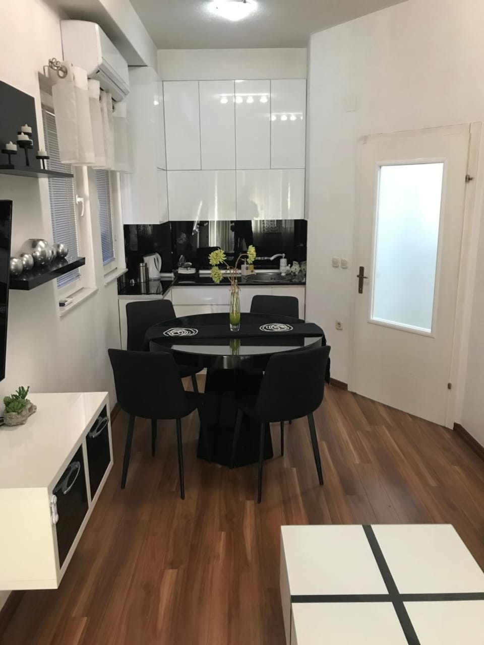 Kitchen or kitchenette, minibar, pet friendly, kitchen, kitchen