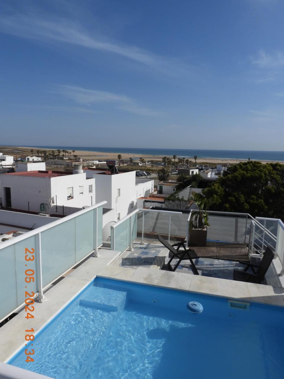 Solarium, View (from property/room), View (from property/room), Photo of the whole room, City view, Landmark view, Landmark view, Pool view, River view, Sea view, Sea view, Swimming pool