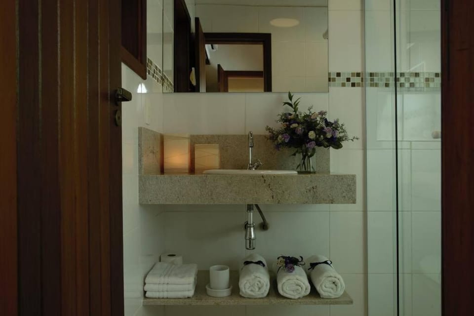 Suítes Vila dos Caetés 05 - Barra do Sahy Apartment in São Sebastião