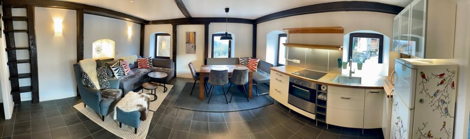 Kitchen or kitchenette, Living room, Photo of the whole room, Seating area, Dining area