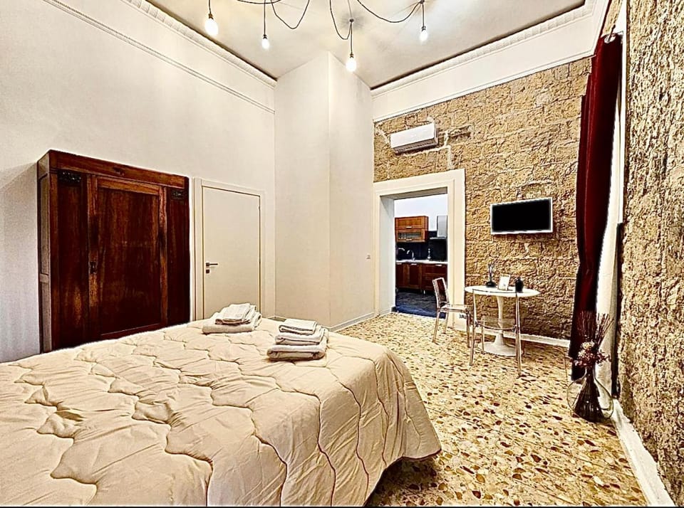 Bed, TV and multimedia, Living room, Bedroom, towels, wardrobe, air conditioner