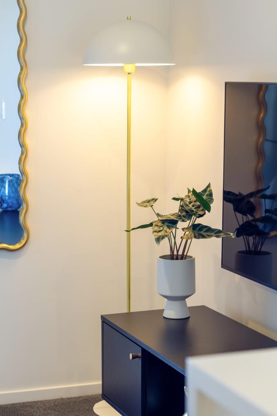 TV and multimedia, Decorative detail