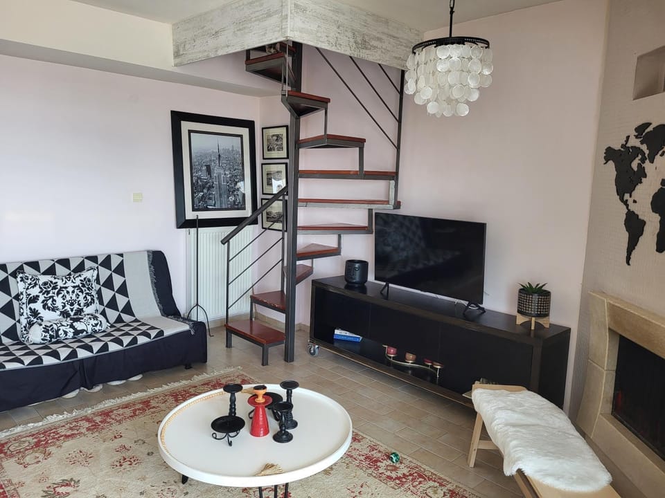TV and multimedia, Living room, Seating area