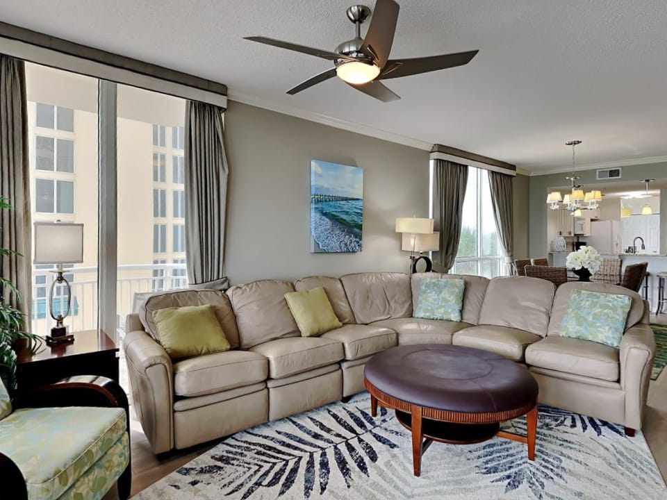 Living room, Seating area, furniture