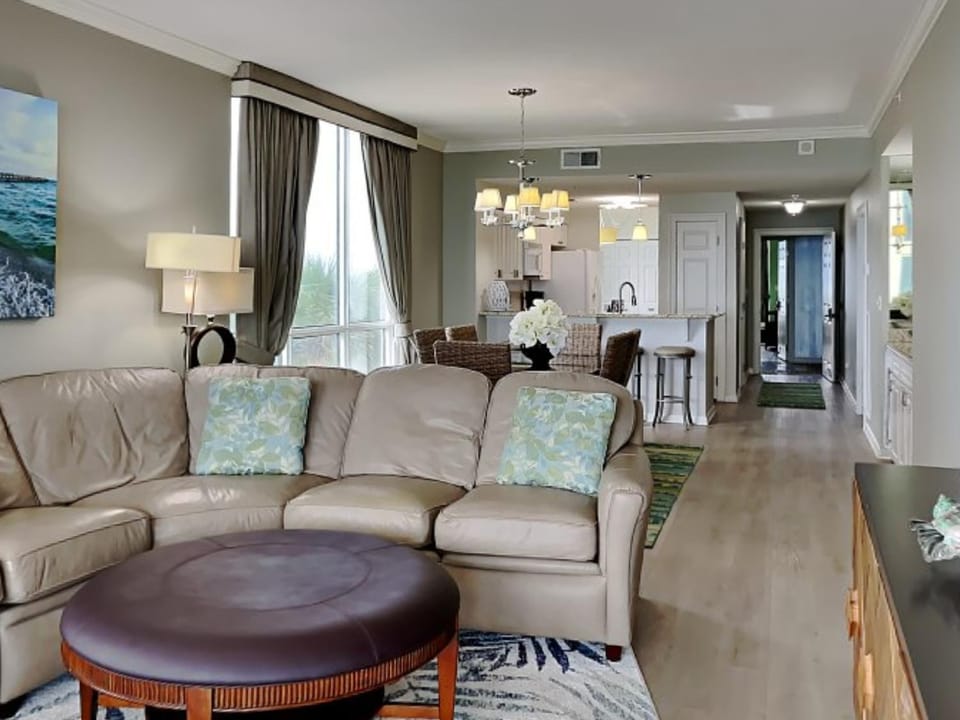Kitchen or kitchenette, Living room, Seating area, Dining area, furniture, air conditioner