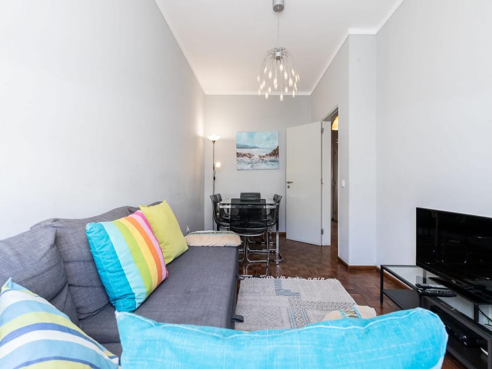 Communal lounge/ TV room, Living room, Seating area, Dining area