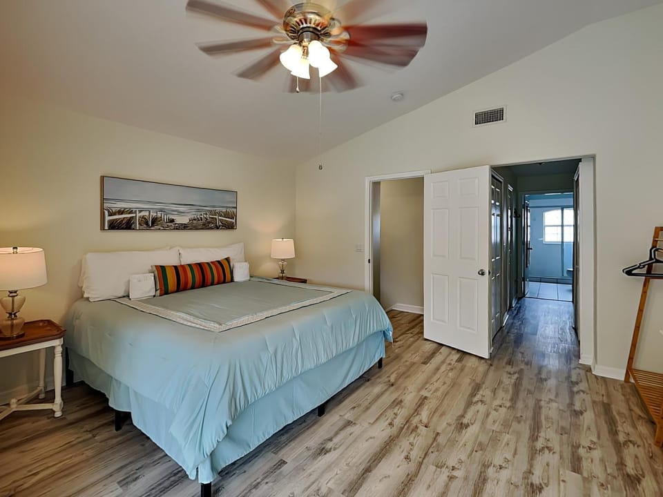 Bed, Bedroom, furniture, wardrobe