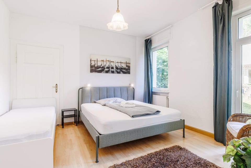 Bed, Bedroom