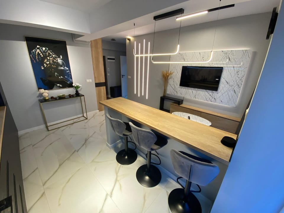 TV and multimedia, Lounge or bar, hair dresser