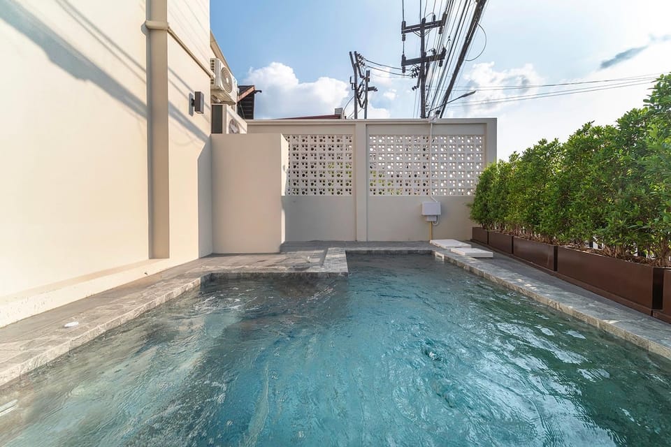 Yoo Pool Villa Ranong Villa in Ranong, Khao Niwet, Mueang Ranong District, Ranong 85000, Thailand