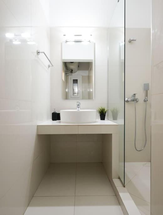 Syntagma square, 70sqm Pentelis sunny apartment Apartment in Athens