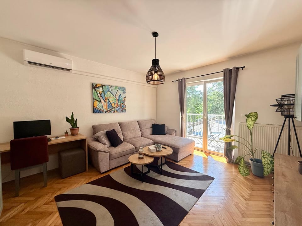 Apartment Nika, FREE Parking and WiFi Apartment in Rijeka