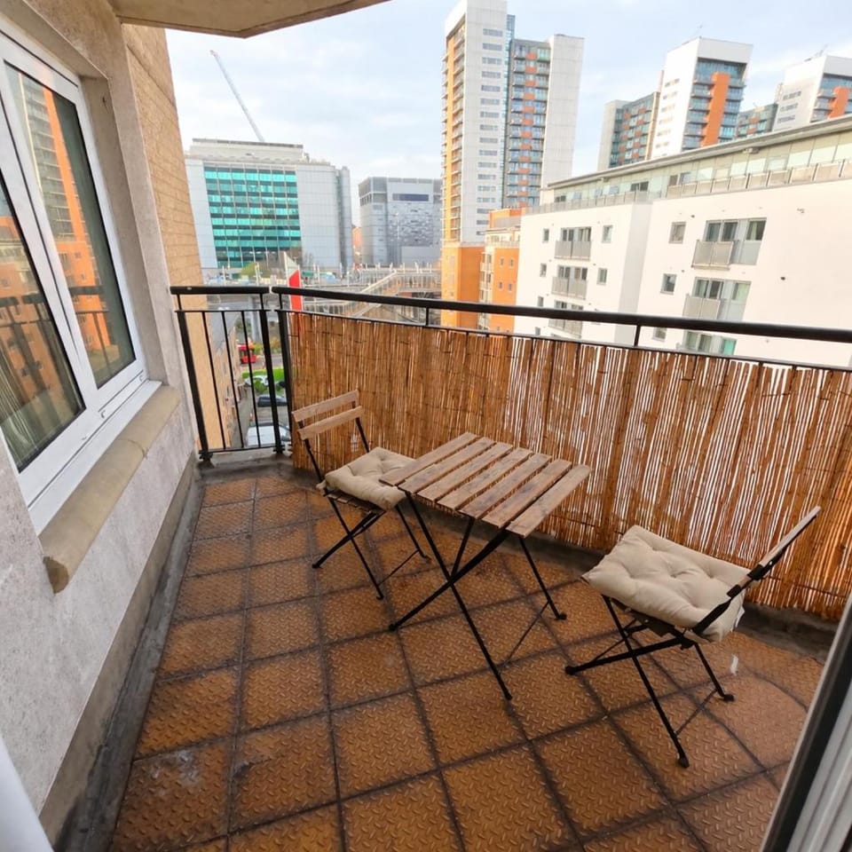 Canary Wharf O2 Arena ExCel London Apartment in London