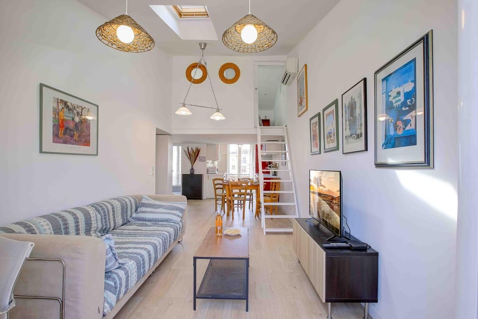 TV and multimedia, Living room