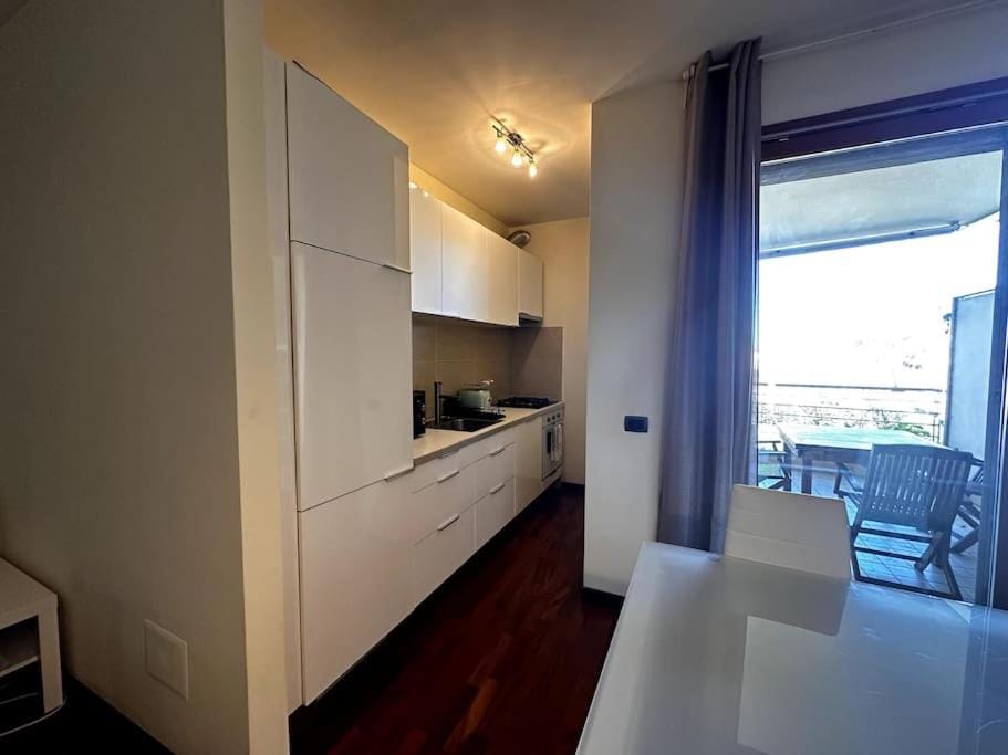 Ampio Terrazzo Privato con BBQ - Nuovo Monolocale Apartment in Rome
