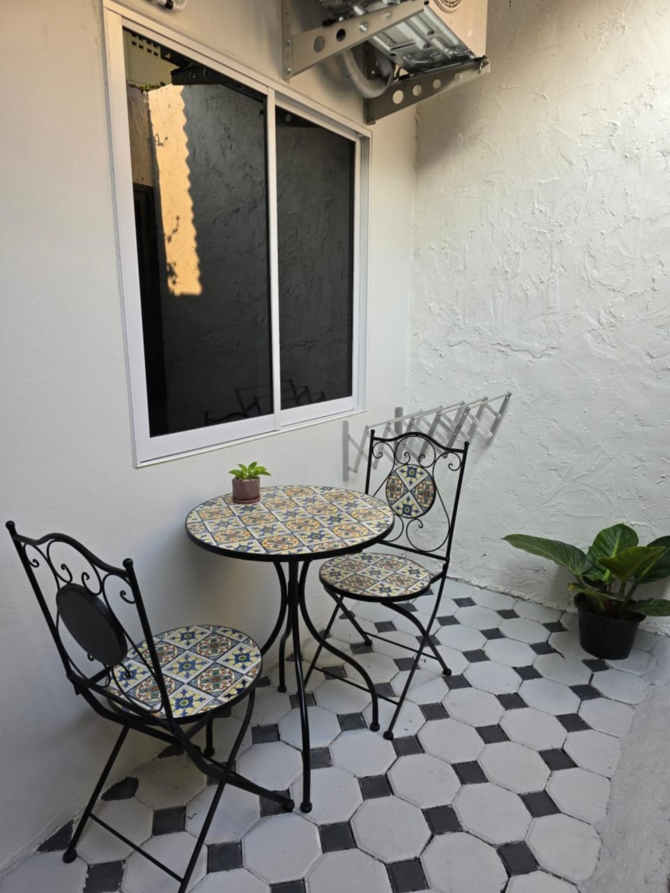 Balcony/Terrace, Balcony/Terrace