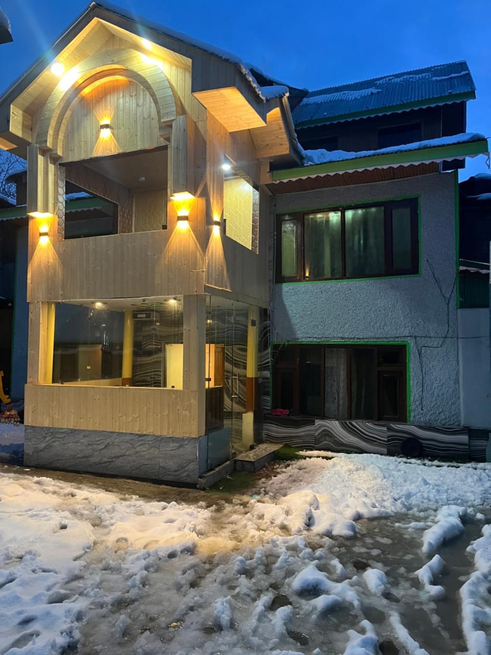Pine Brooke Pahalgam Bed and Breakfast in Punjab