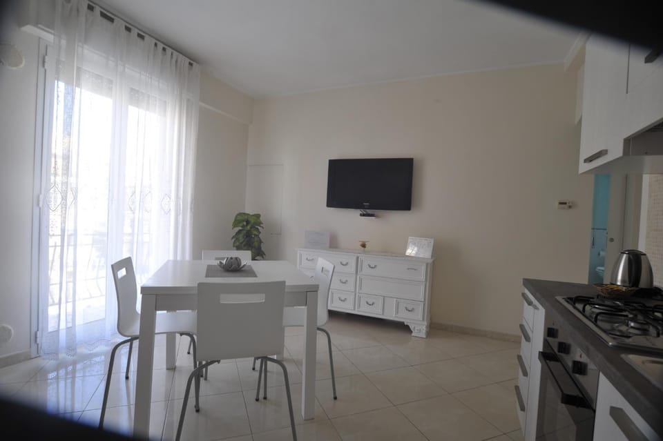 CASA VACANZA ROSSELLA Apartment in Sanremo