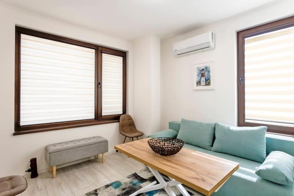 Summer Vibes Apartment Apartment in Burgas