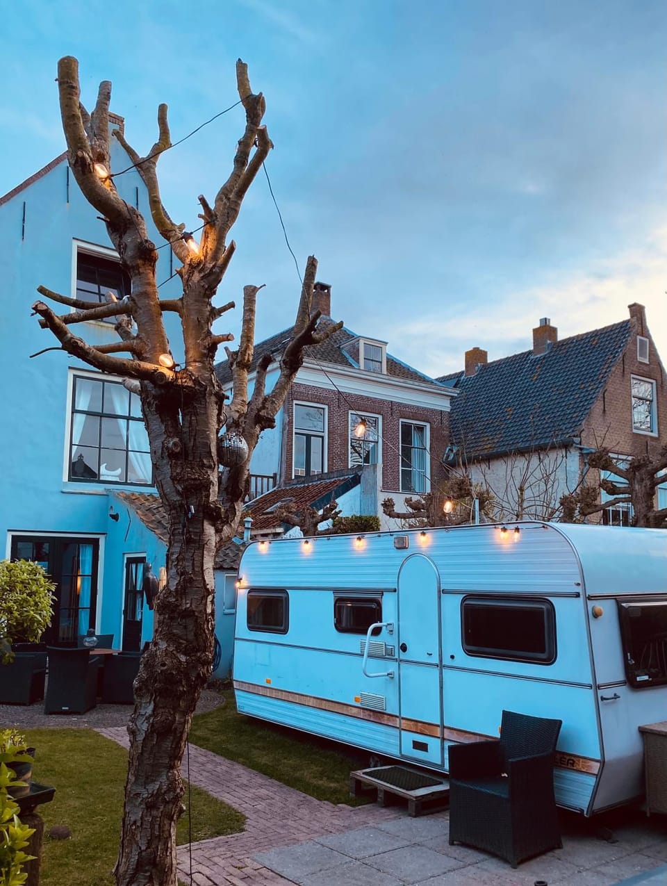 Caravan Stadstuin Goedereede let op de badkamer moet met andere gasten gedeeld worden Bed and Breakfast in South Holland (province)