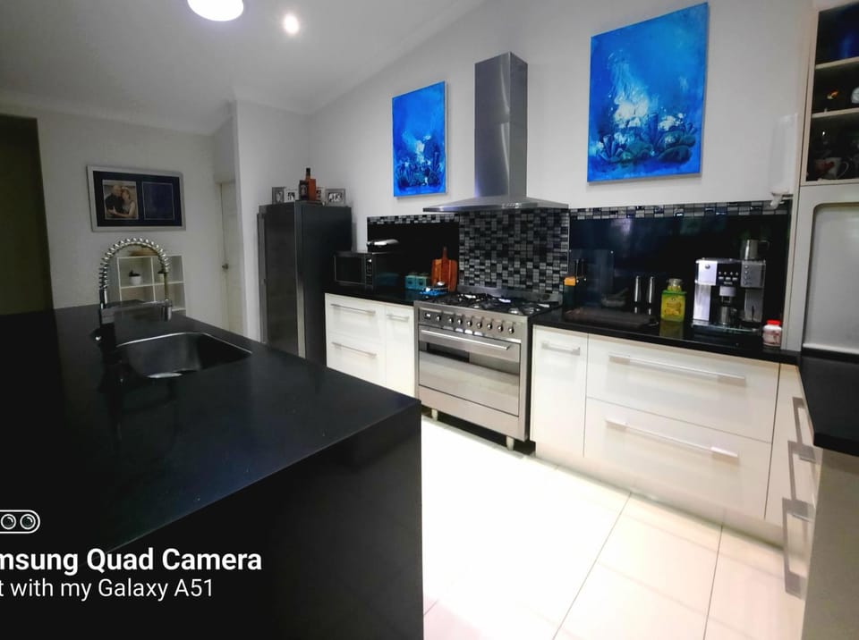 ISLAND TROPICS on Magnetic Island Vacation rental in Florence Bay
